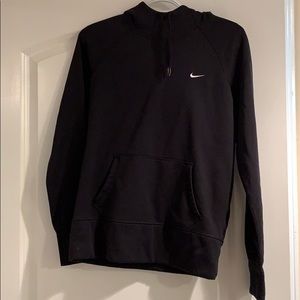 Nike Therma-fit hoodie size small